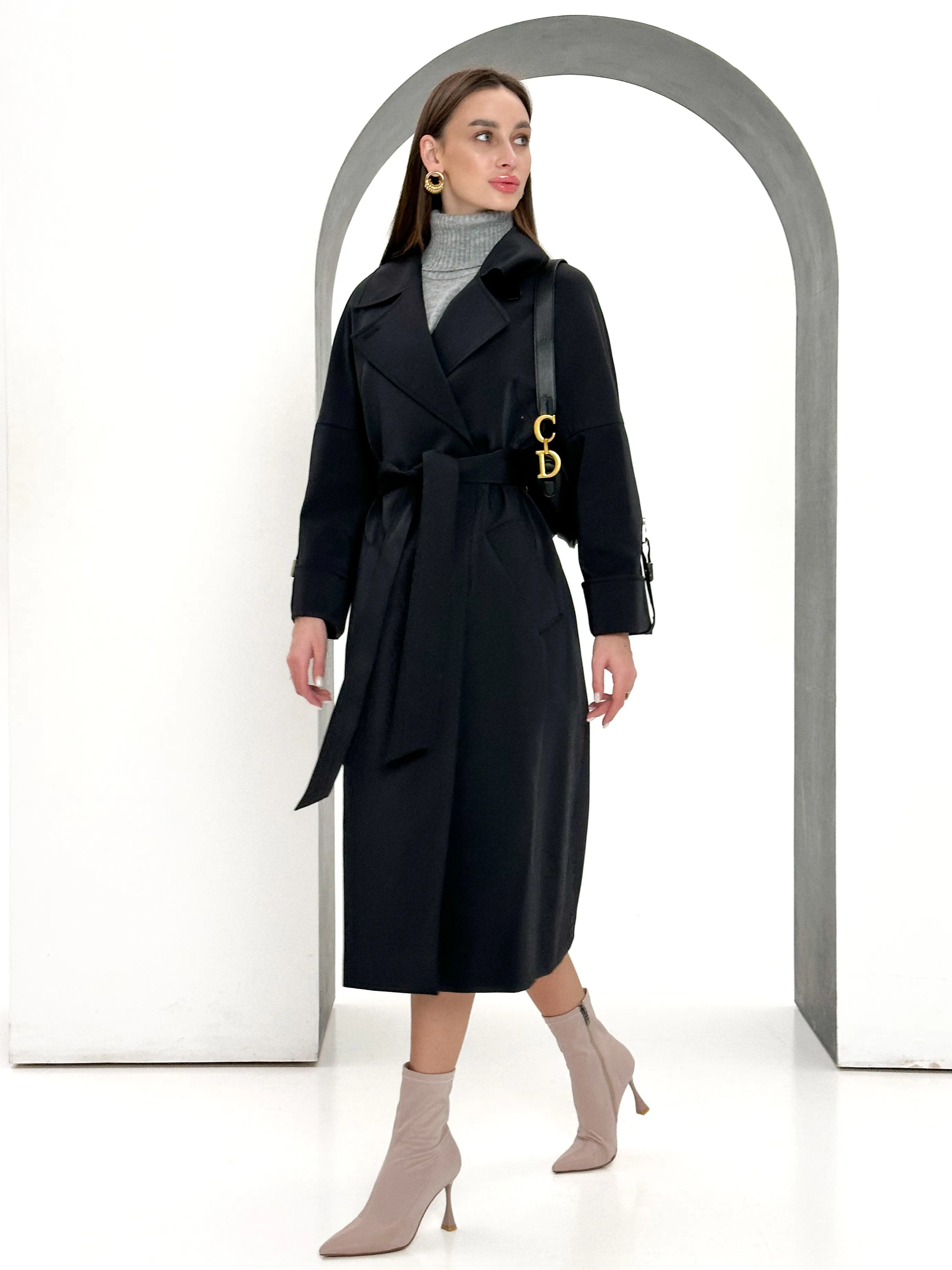 Aire Trench Coat in Black
