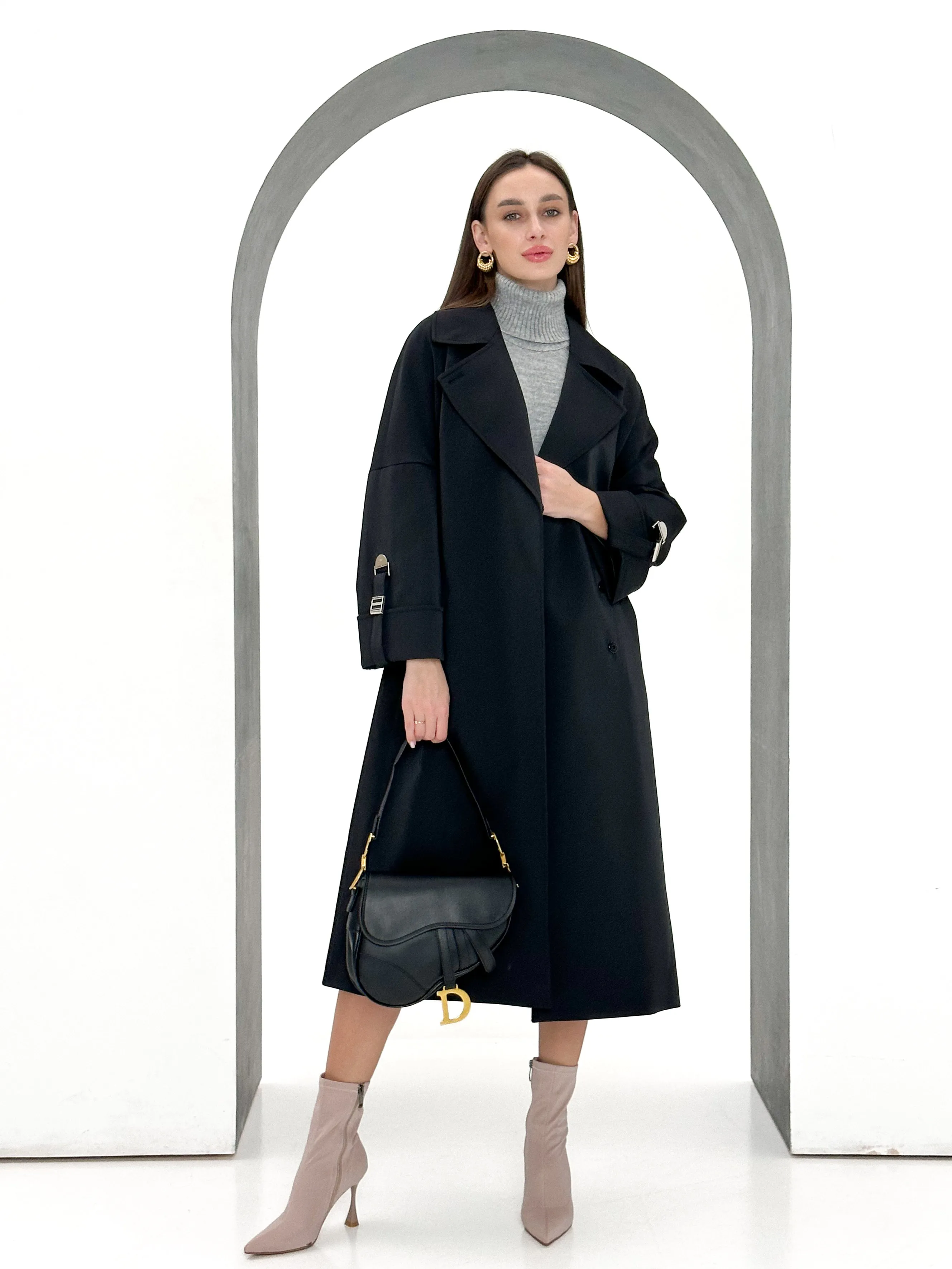Aire Trench Coat in Black