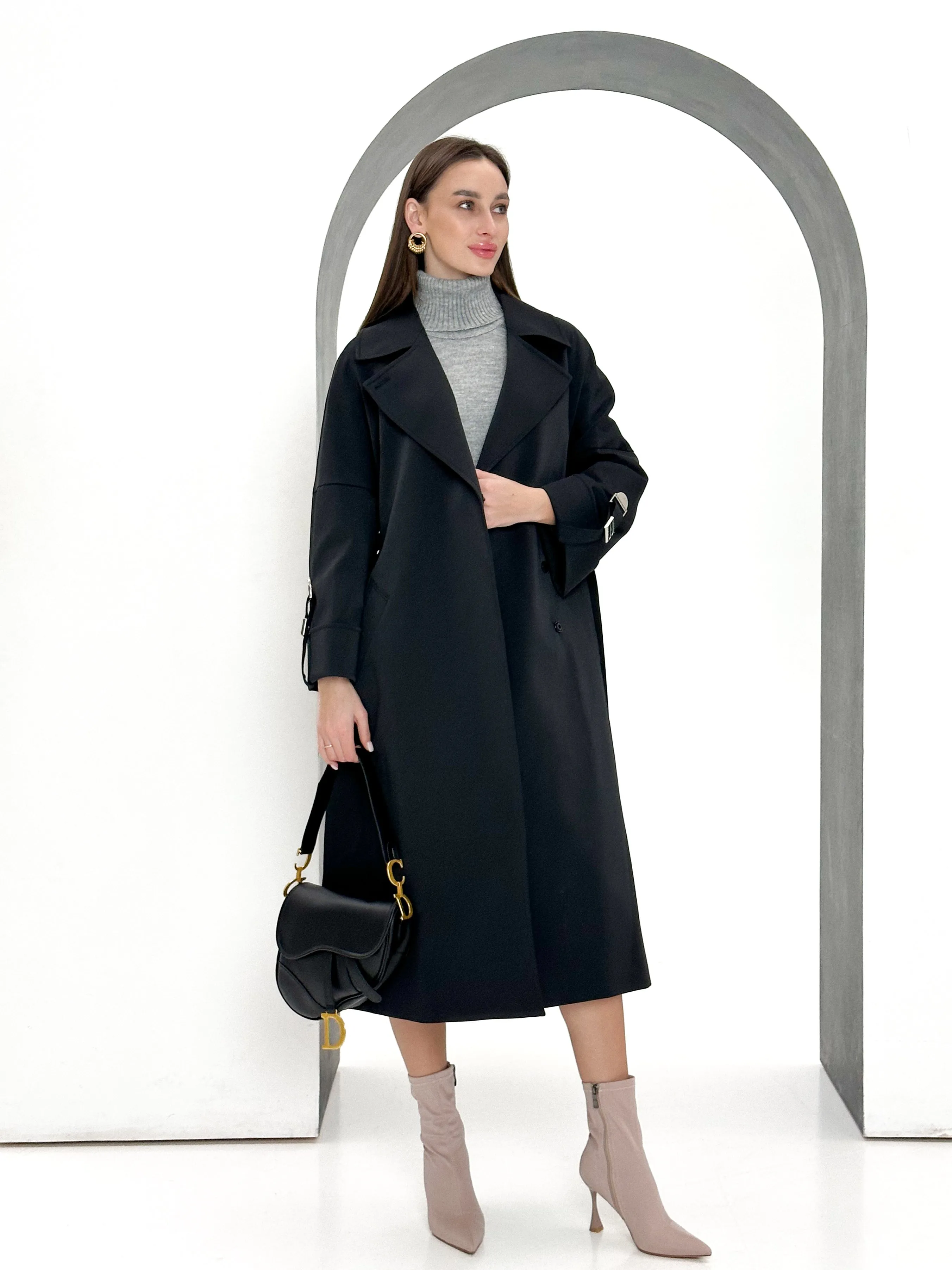 Aire Trench Coat in Black