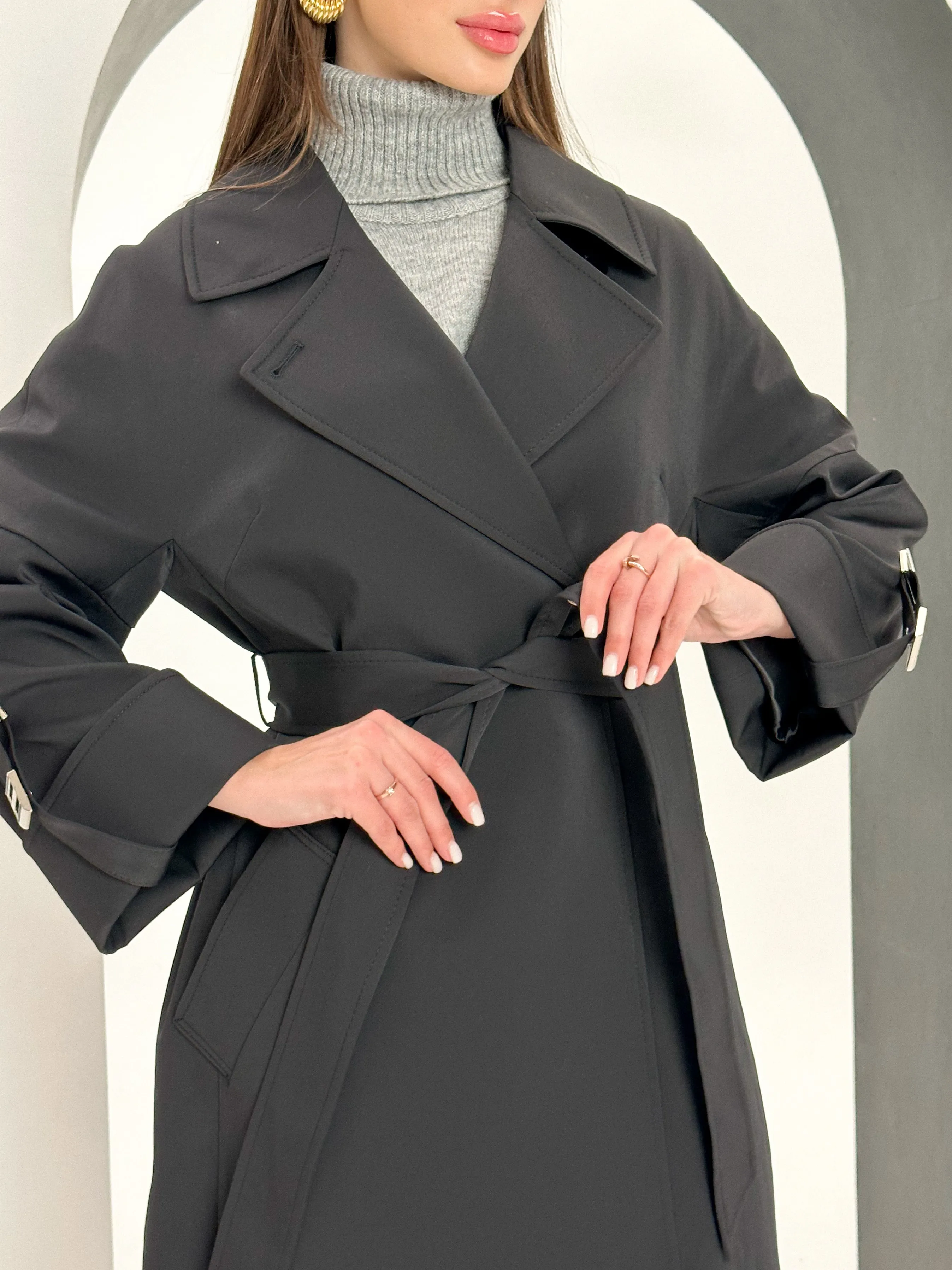 Aire Trench Coat in Black