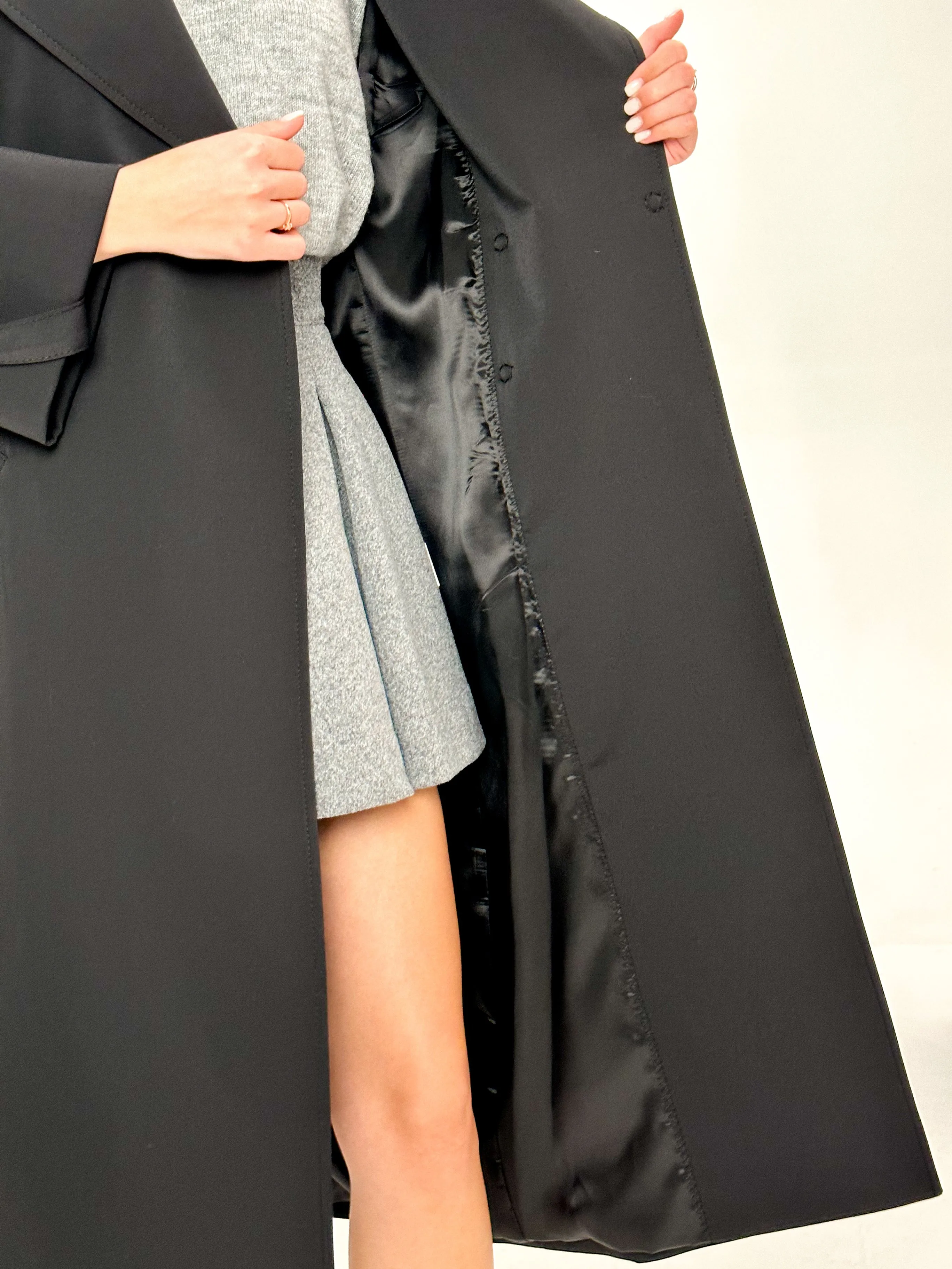 Aire Trench Coat in Black