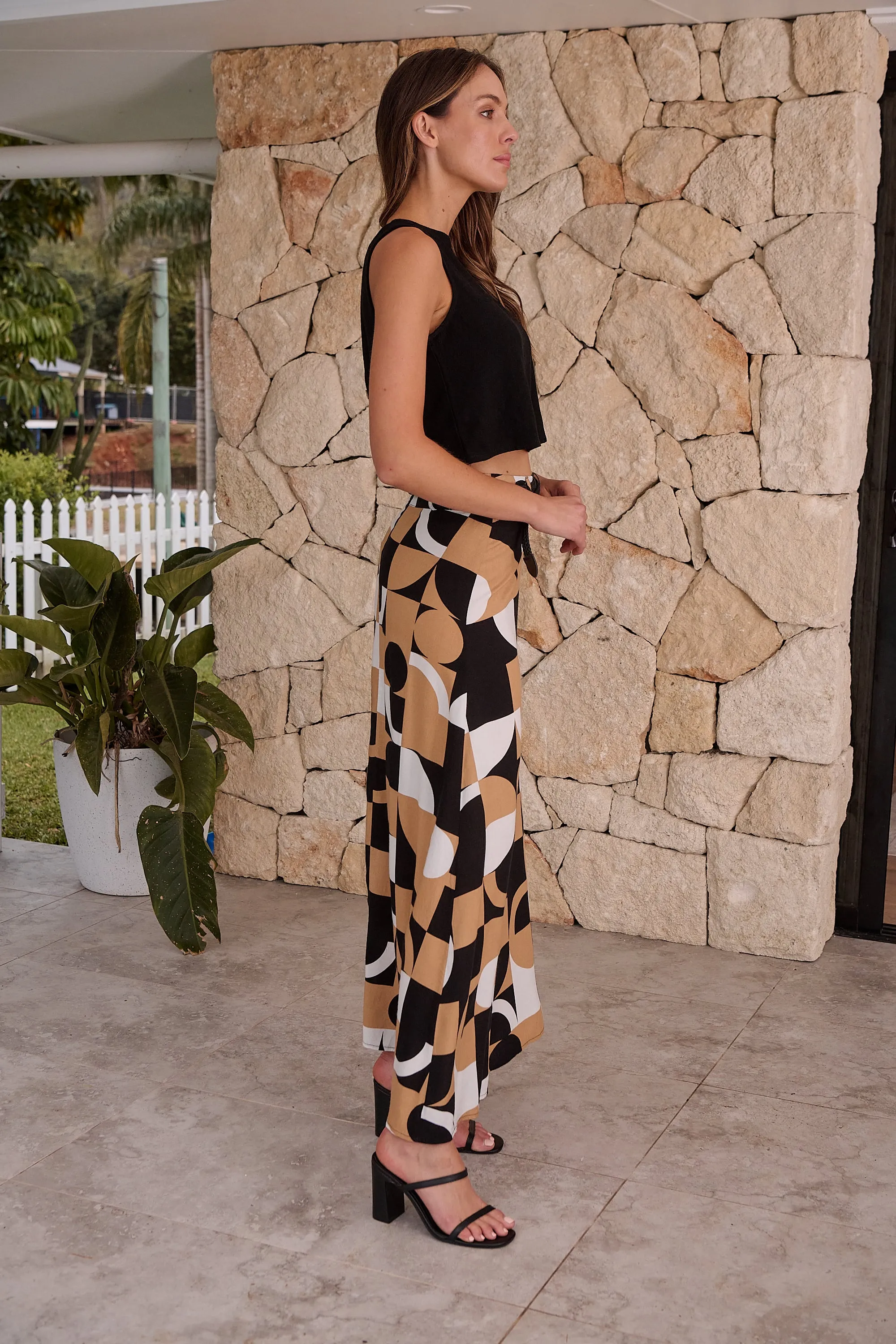 Esperence Beige/Black Geo Print Maxi Skirt