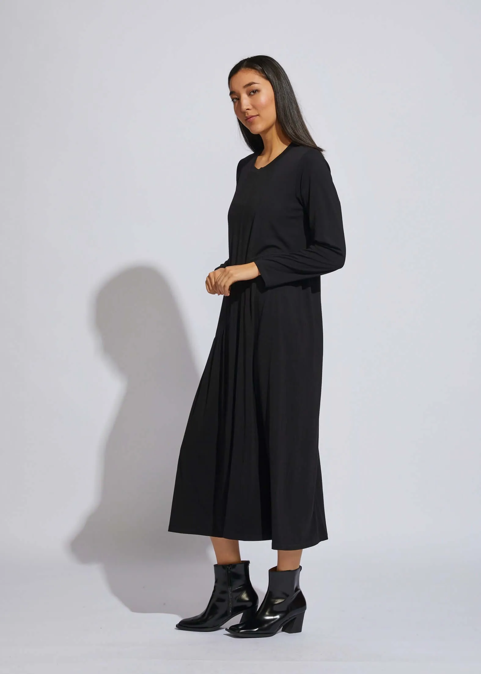 LD & Co Maxi Knit Dress in Black