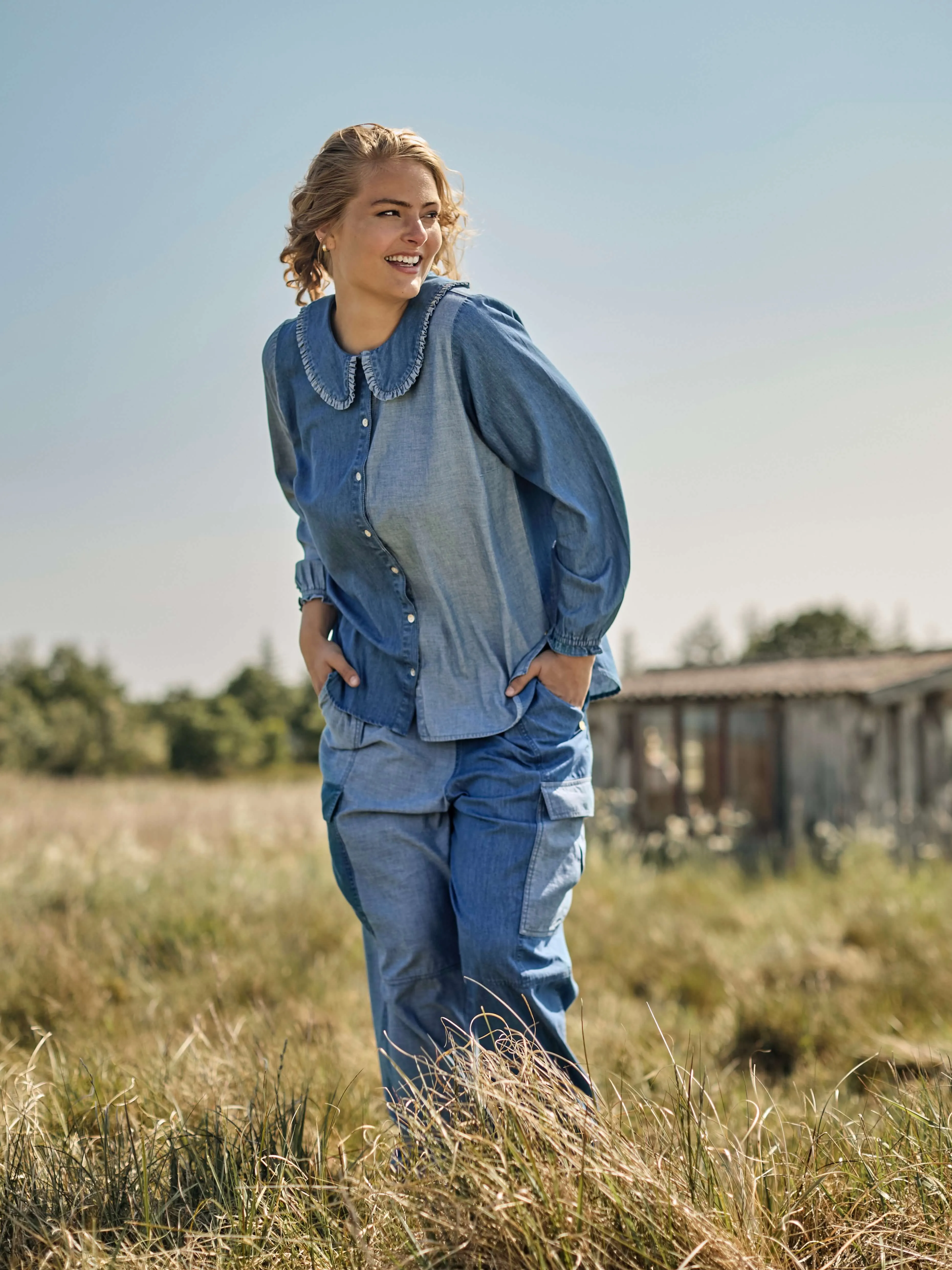 LUCY CARGO PANTS - Denim