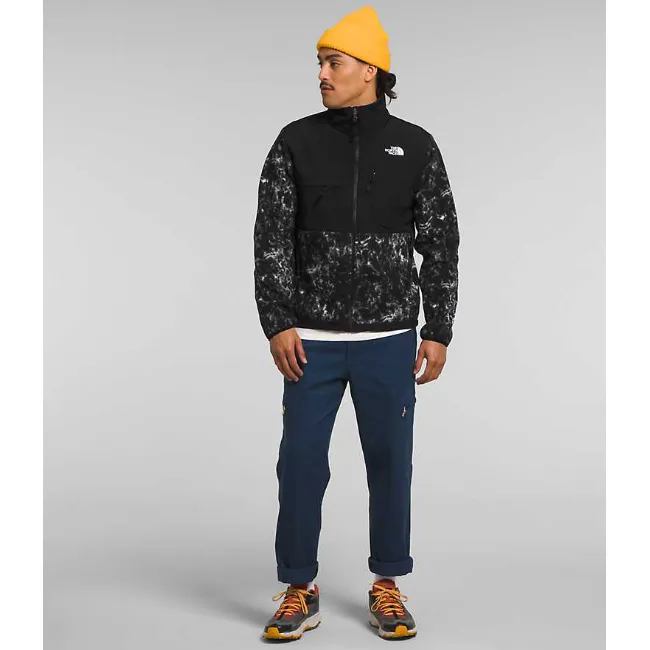 The North Face Men's Denali Jacket in TNF Black Texture Print TNF Black