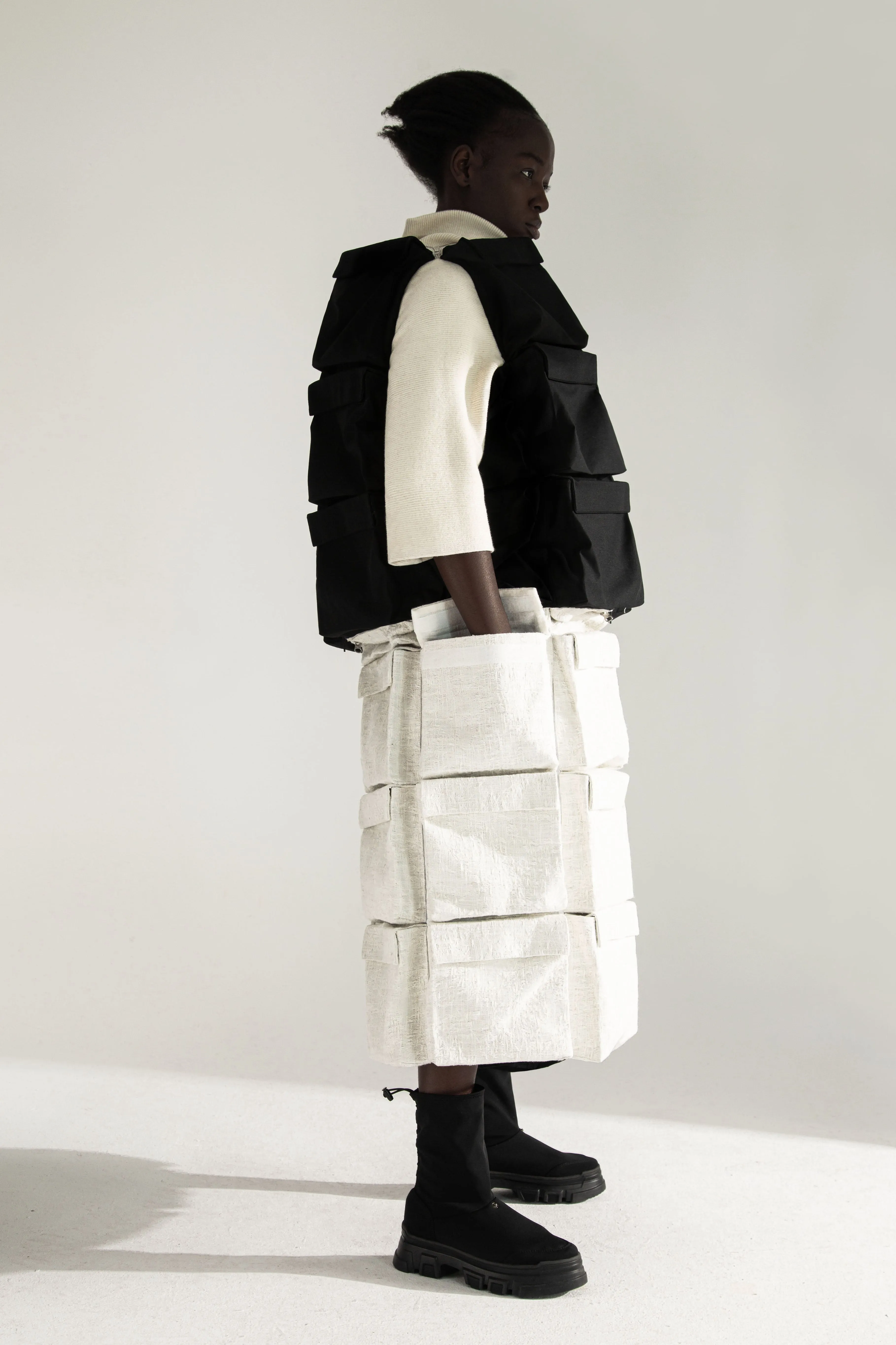 TRANSIT 3-way  transforming piece:  jumpsuit / coat